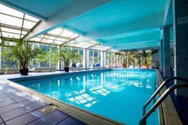 HOTEL*** NAT (SMREK)